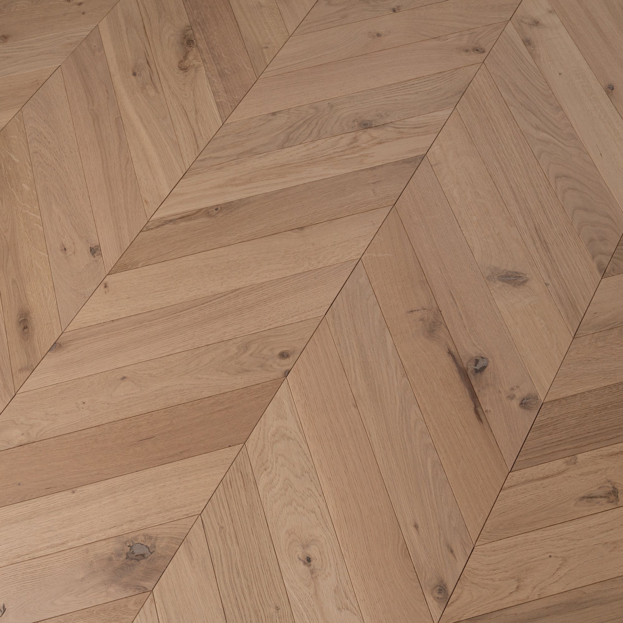 Chevron Engineered Classic Oak  14mm x 90mm - Invisible Lacquered