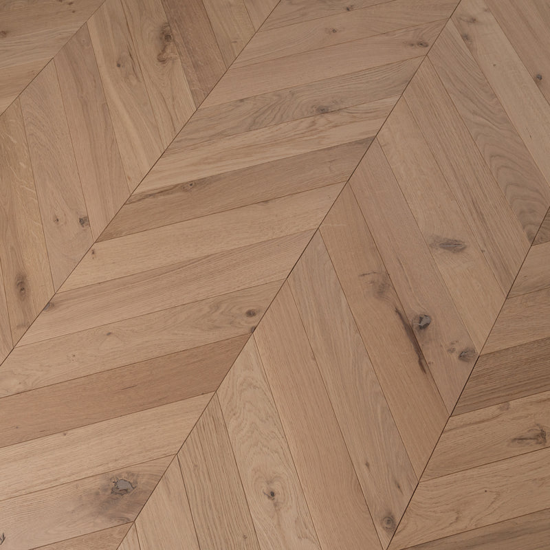 Chevron Engineered Classic Oak  14mm x 90mm - Invisible Lacquered