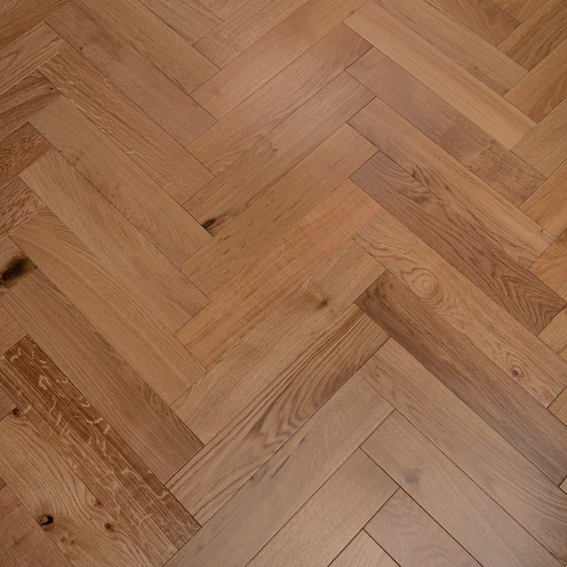 Herringbone Engineered Classic Oak 14mm x 90mm Lacquered