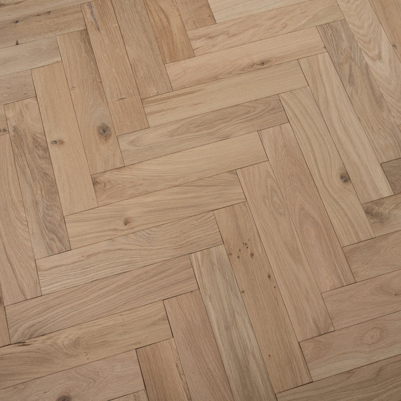 Herringbone Engineered Classic Oak 14mm x 90mm Unfinished