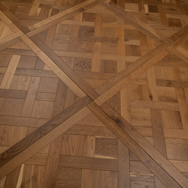 Wood Versailles 800x800mm - Smoked Lacquered
