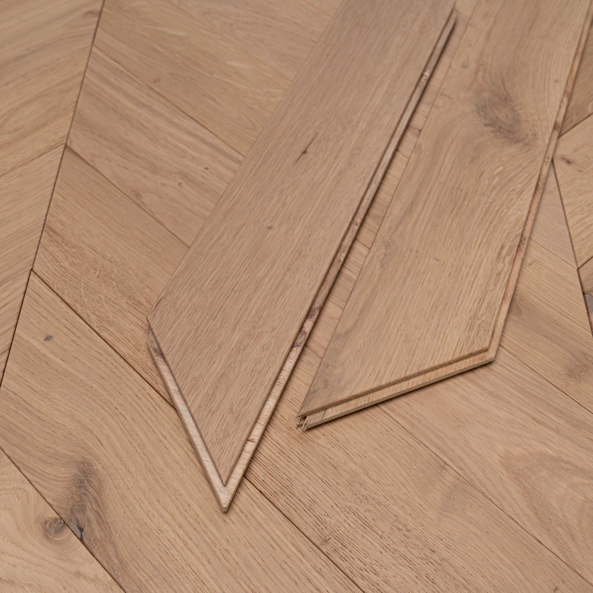 Chevron Engineered Classic Oak  14mm x 90mm - Invisible Lacquered