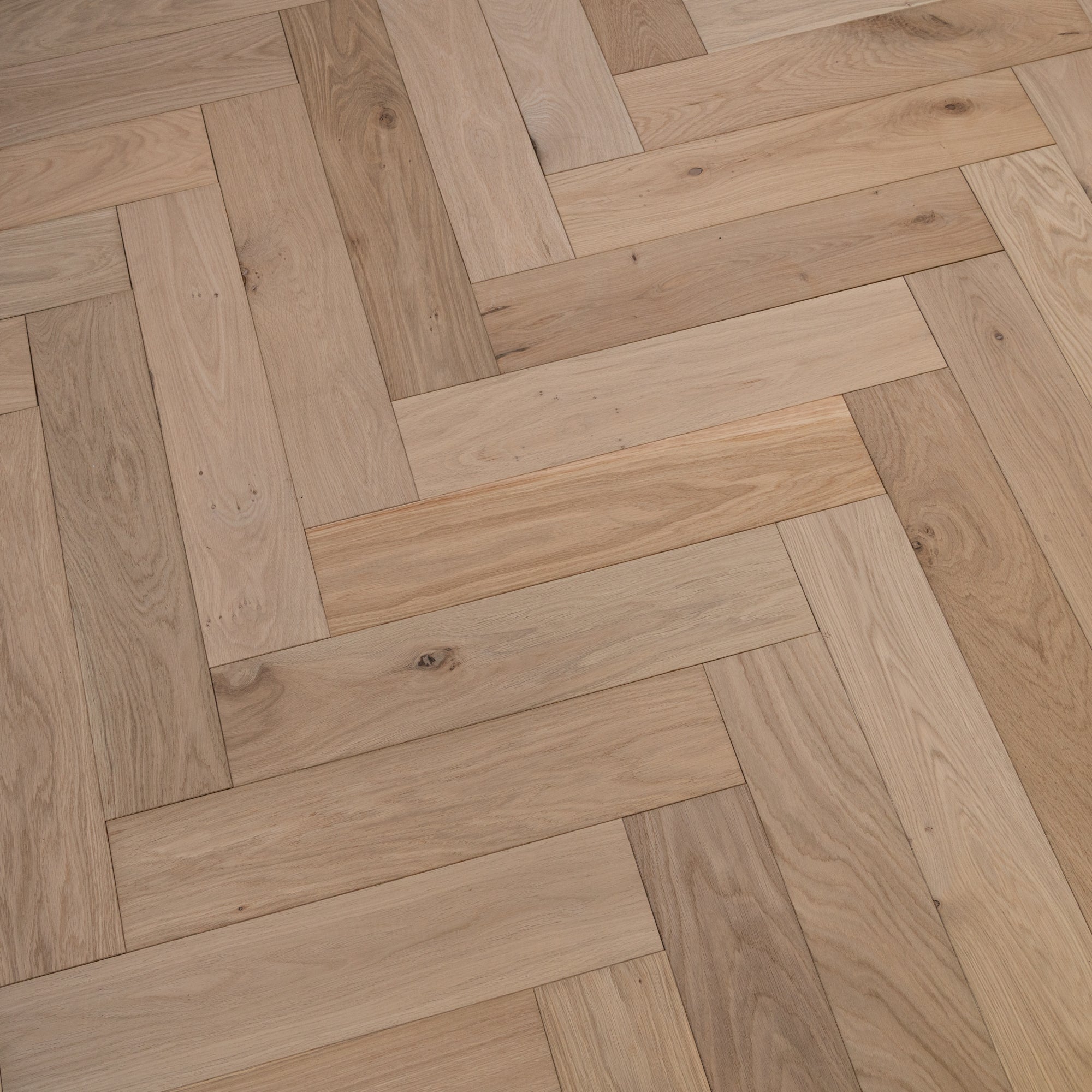 Herringbone Engineered Classic Oak 14mm x 125mm Unfinished
