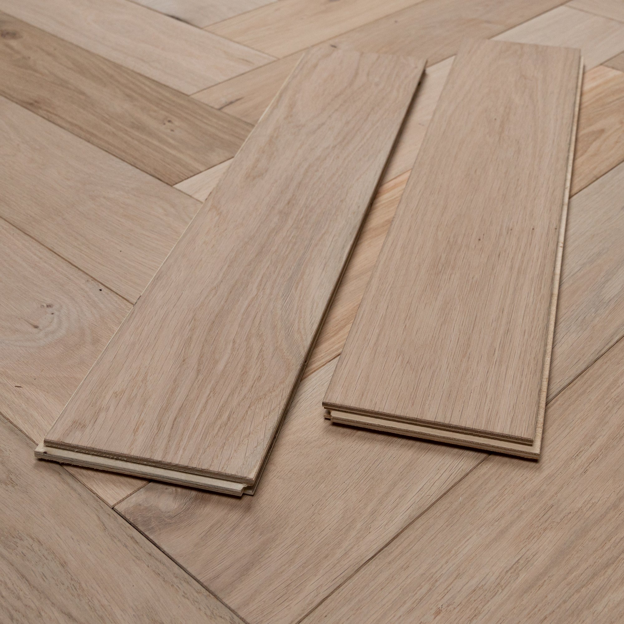 Herringbone Engineered Classic Oak 14mm x 125mm Unfinished