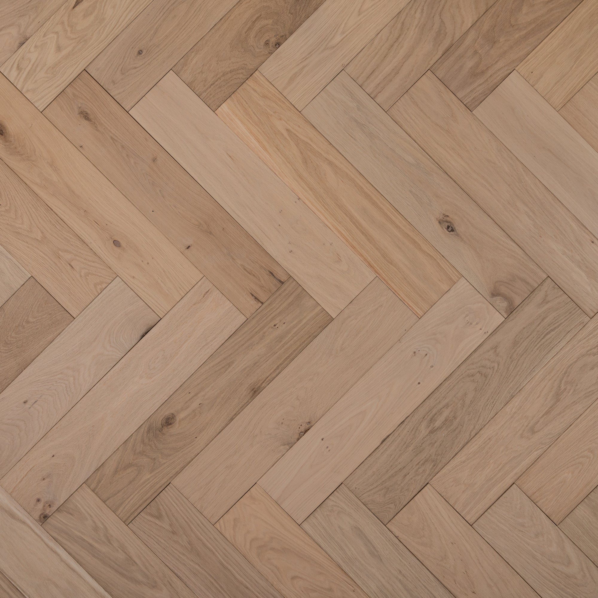 Herringbone Engineered Classic Oak 14mm x 125mm Unfinished