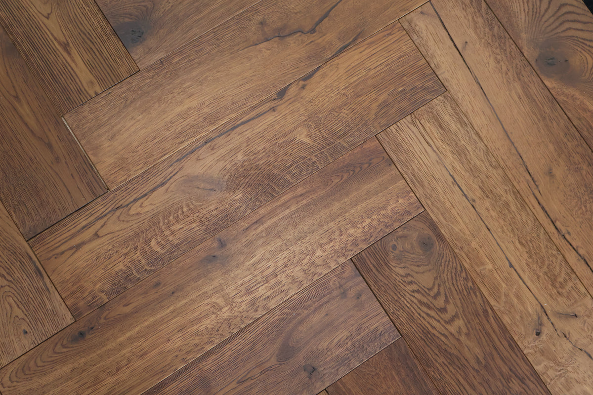 Herringbone Engineered Antique Oak 14mm x 125mm - Brown