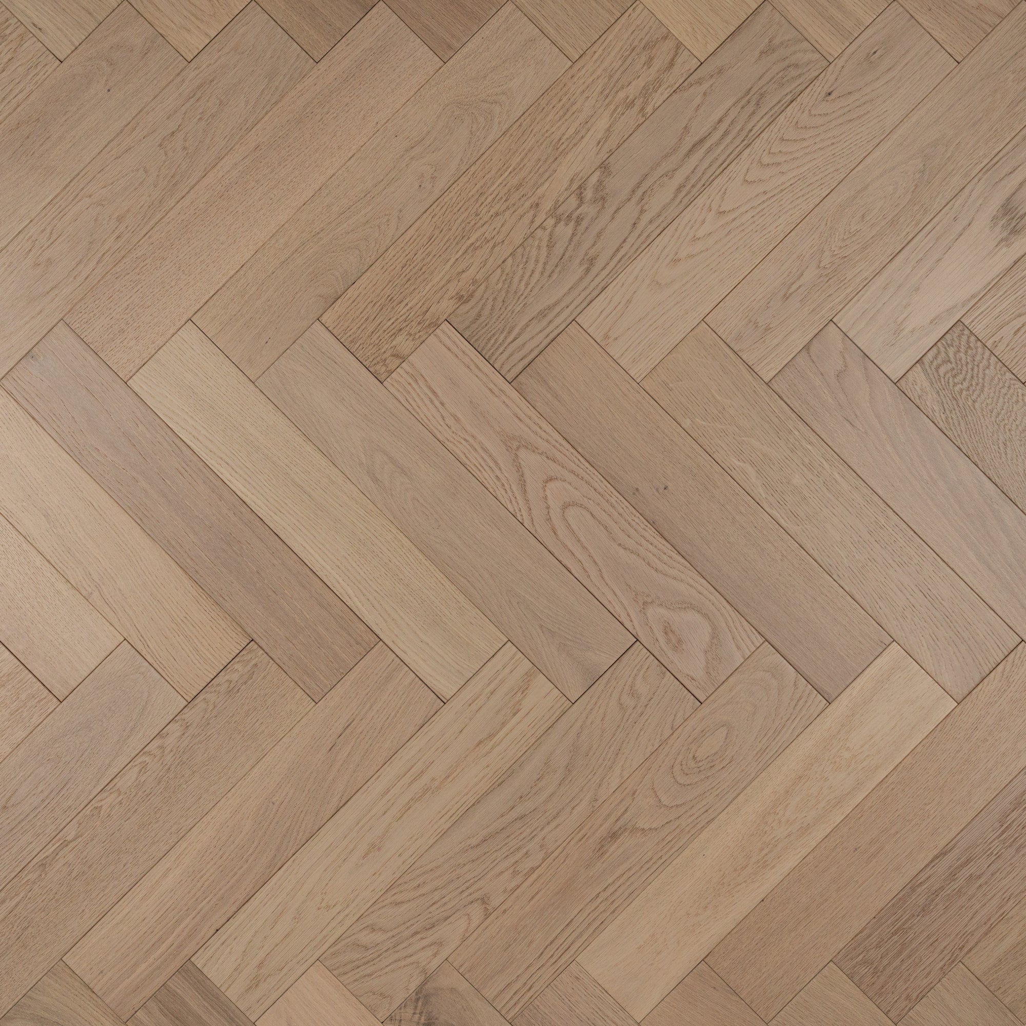 Herringbone Engineered Prime Oak 14mm x 90mm Invisible Lacquered