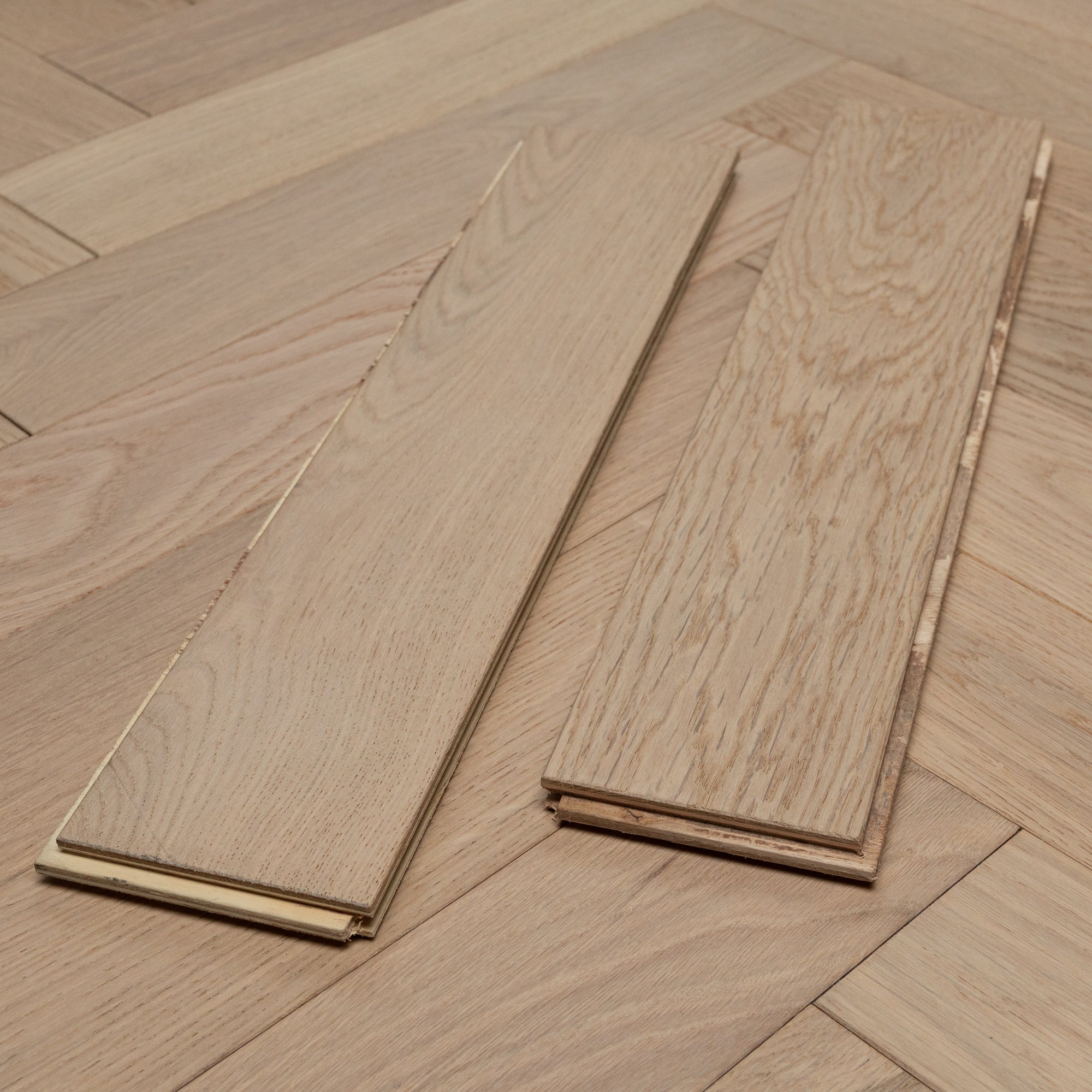 Herringbone Engineered Prime Oak 14mm x 90mm Invisible Lacquered