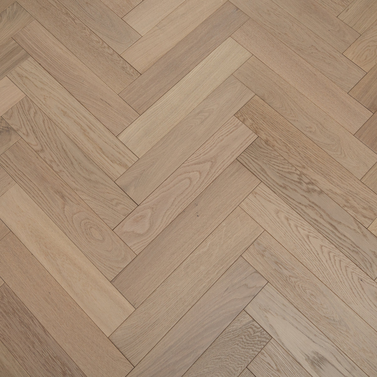 Herringbone Engineered Prime Oak 14mm x 90mm Invisible Lacquered