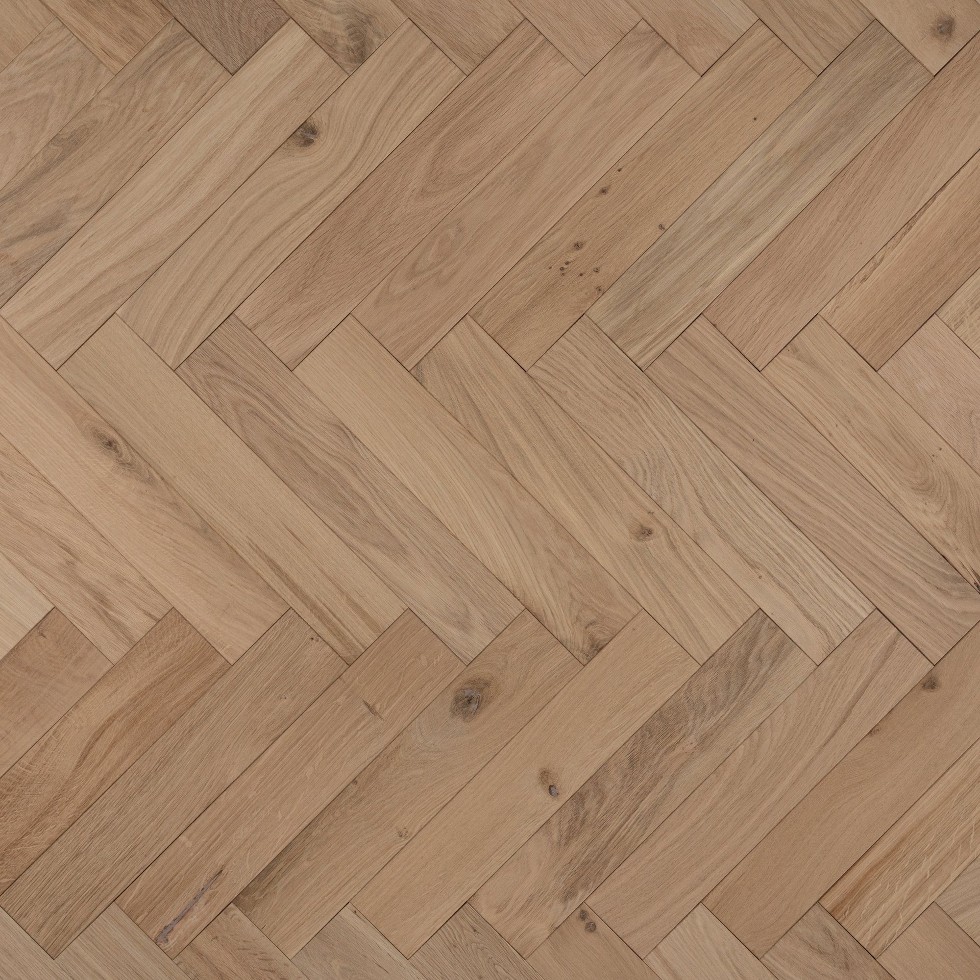 Herringbone Engineered Classic Oak 14mm x 90mm Unfinished