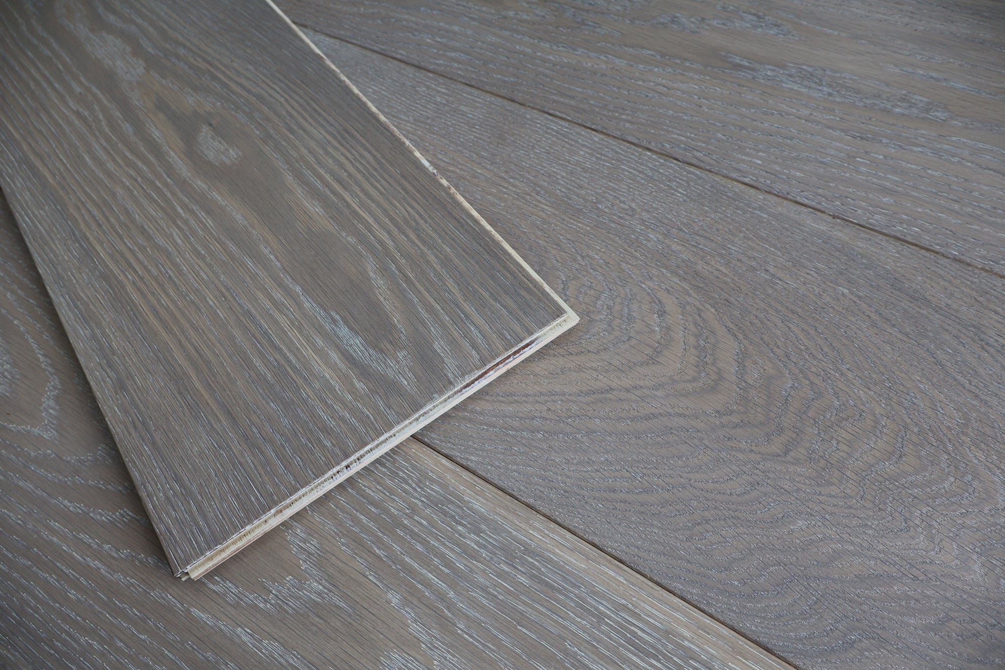 Engineered Classic Oak Flooring 15mm x 260 Smoked White Oiled