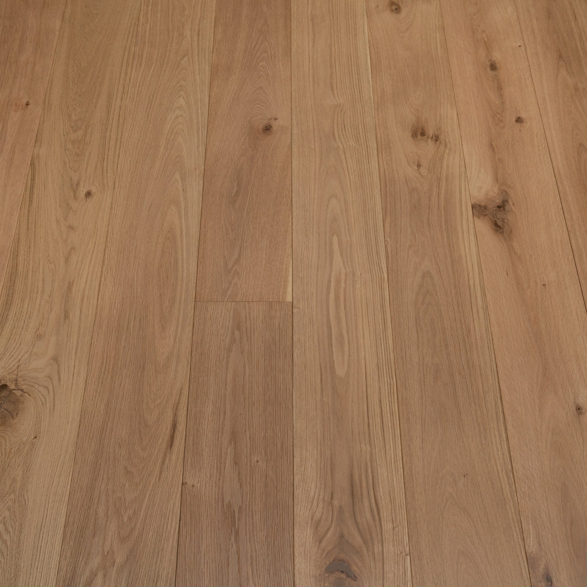 Engineered Classic Oak Flooring 14mm x 190 Matt Lacquered