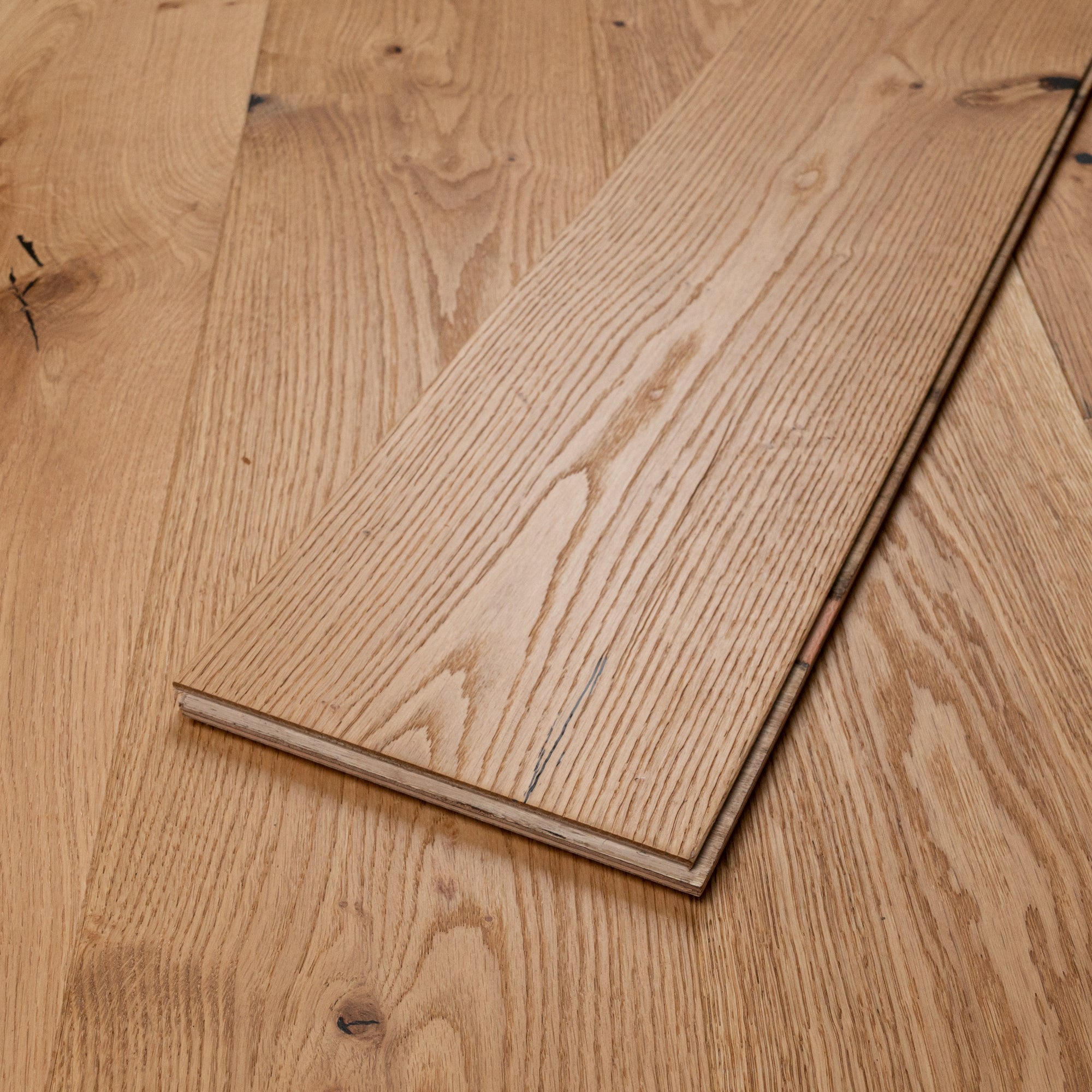 Engineered Classic Oak Flooring 14mm x190 Oiled