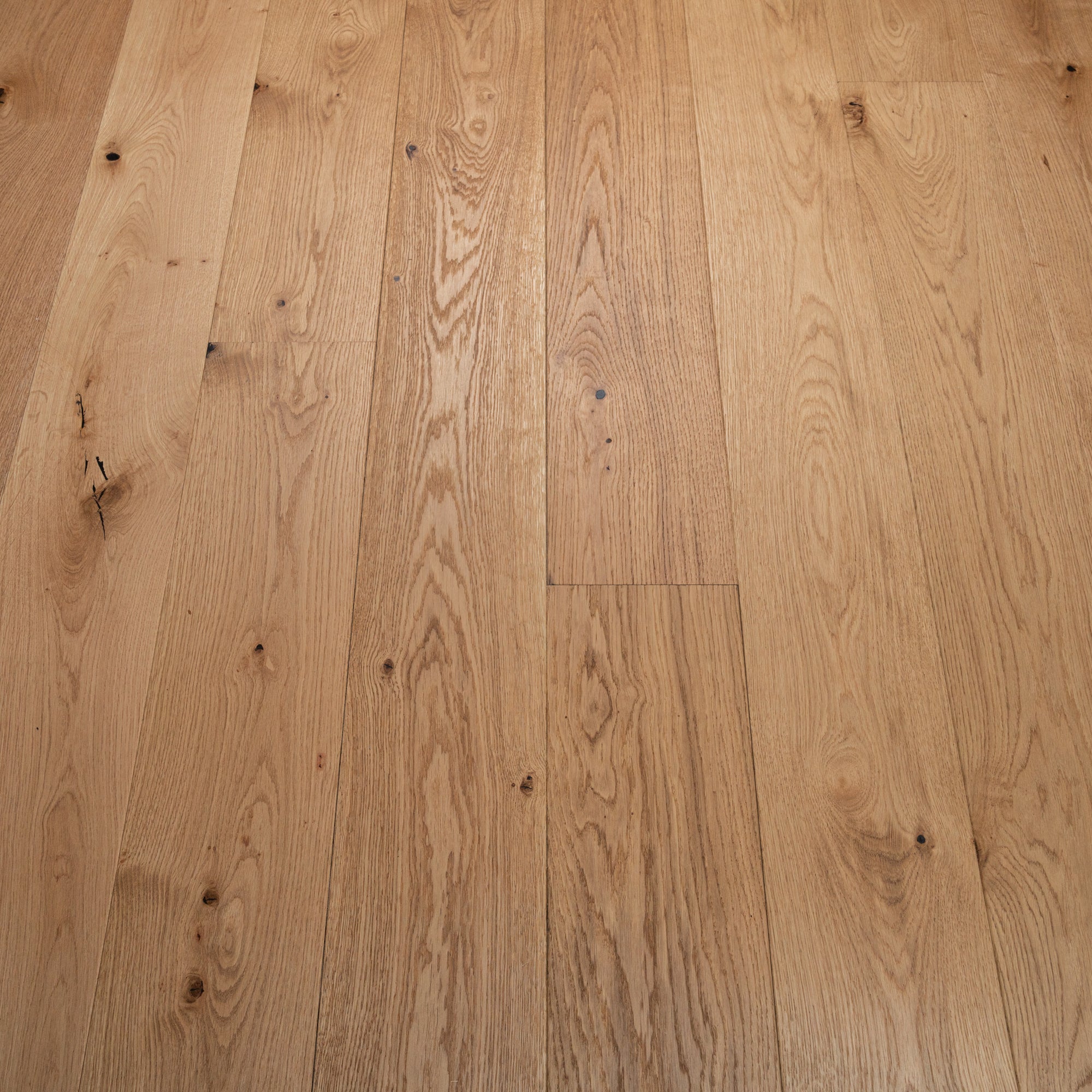 Engineered Classic Oak Flooring 14mm x190 Oiled