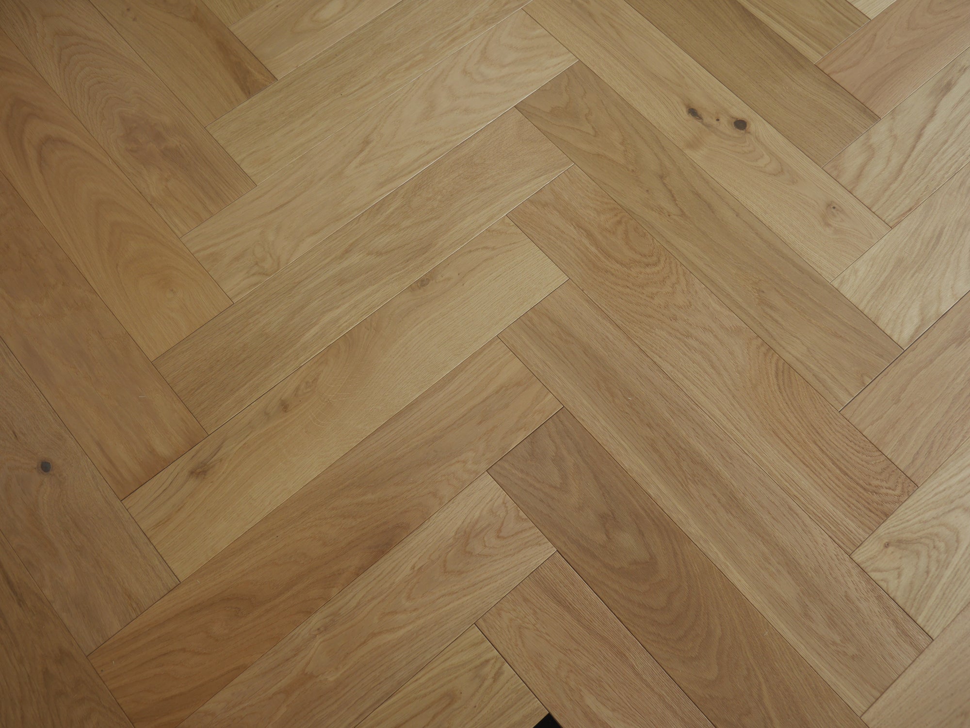 Herringbone Engineered Classic Oak 14mm x 125mm - Matt Lacquered