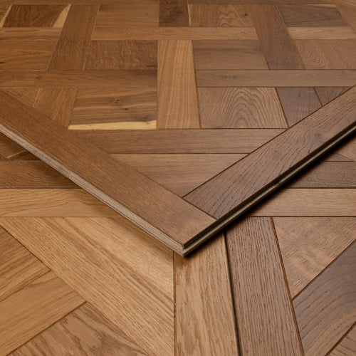 Wood Versailles 800x800mm - Smoked Lacquered