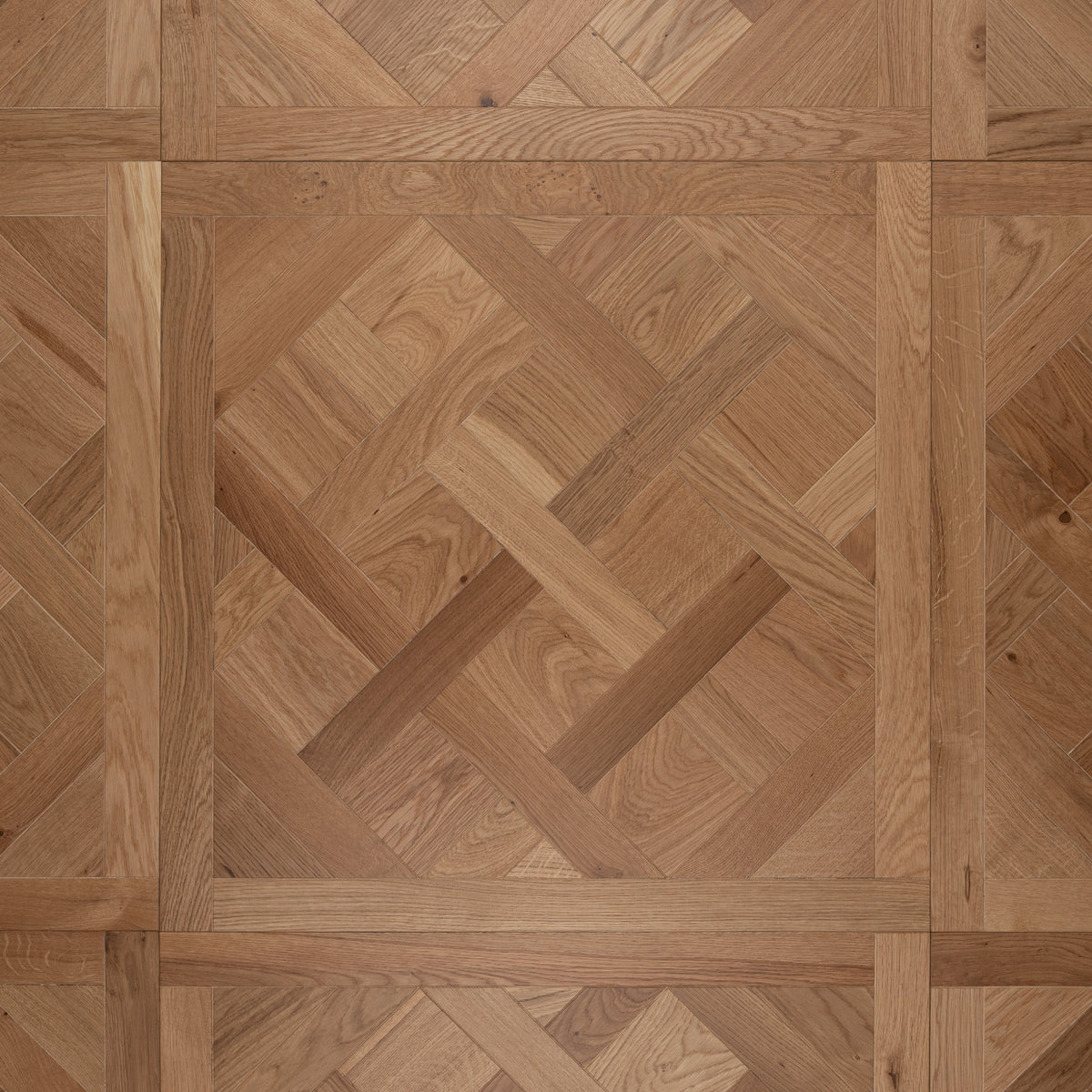 Wood Versailles 800x800mm - Lacquered